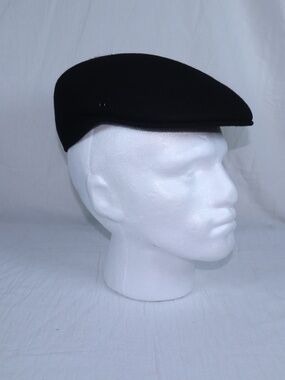 Jos A Banks Newsboy Cap Black 100% Wool Size M
